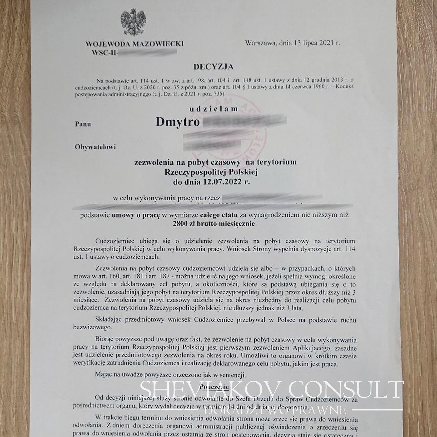 В середине июня к нам обратился иностранец в связи с угрозами от «знакомого по легализации». Клиент обратился...