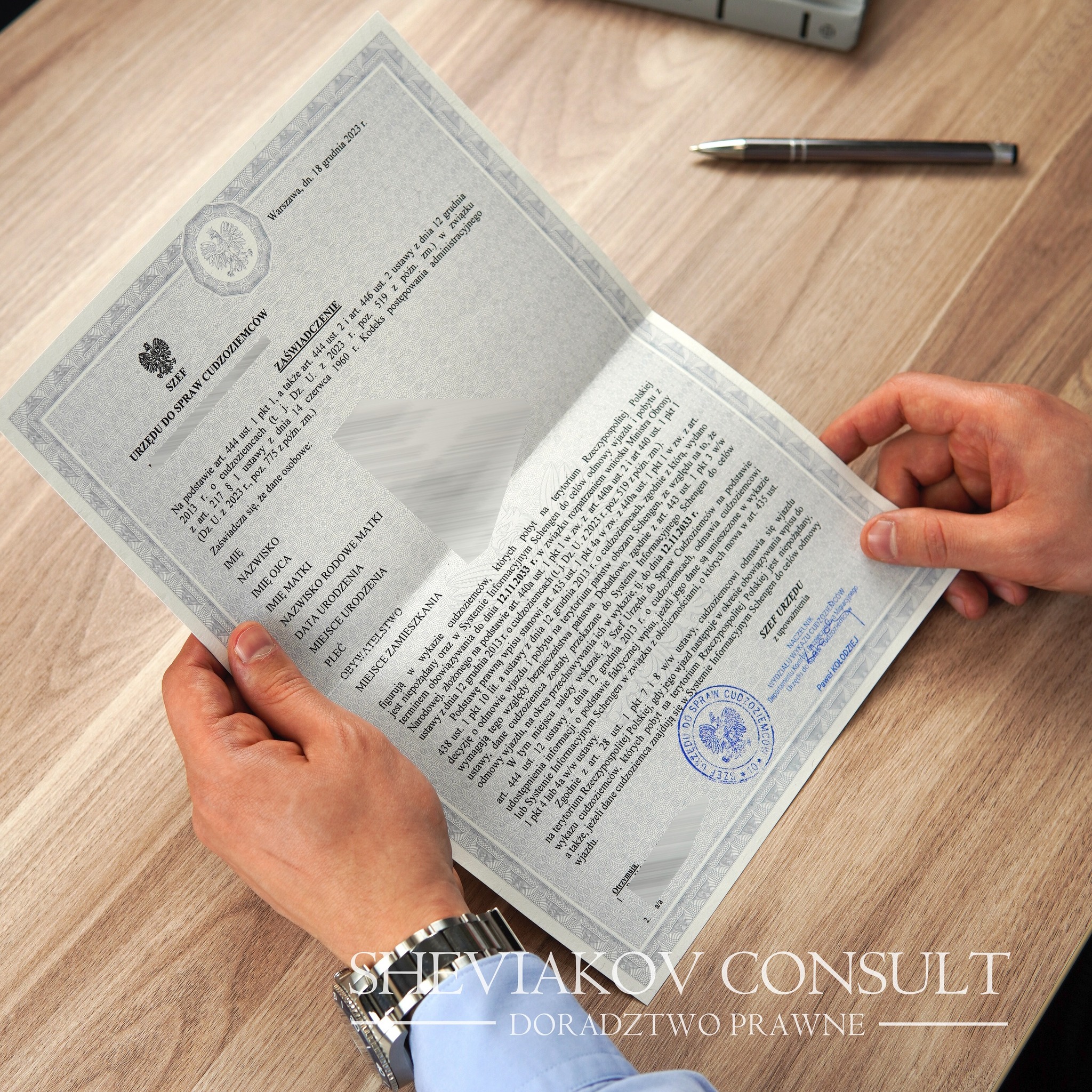 Решение по депортации может быть выдано в зависимости от нарушения на срок от 3 месяцев до 3 лет, от 1 года...